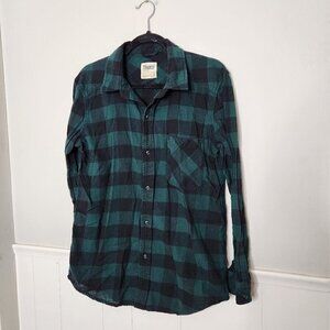TNA Aritzia Black Green Plaid Flannel Button Down